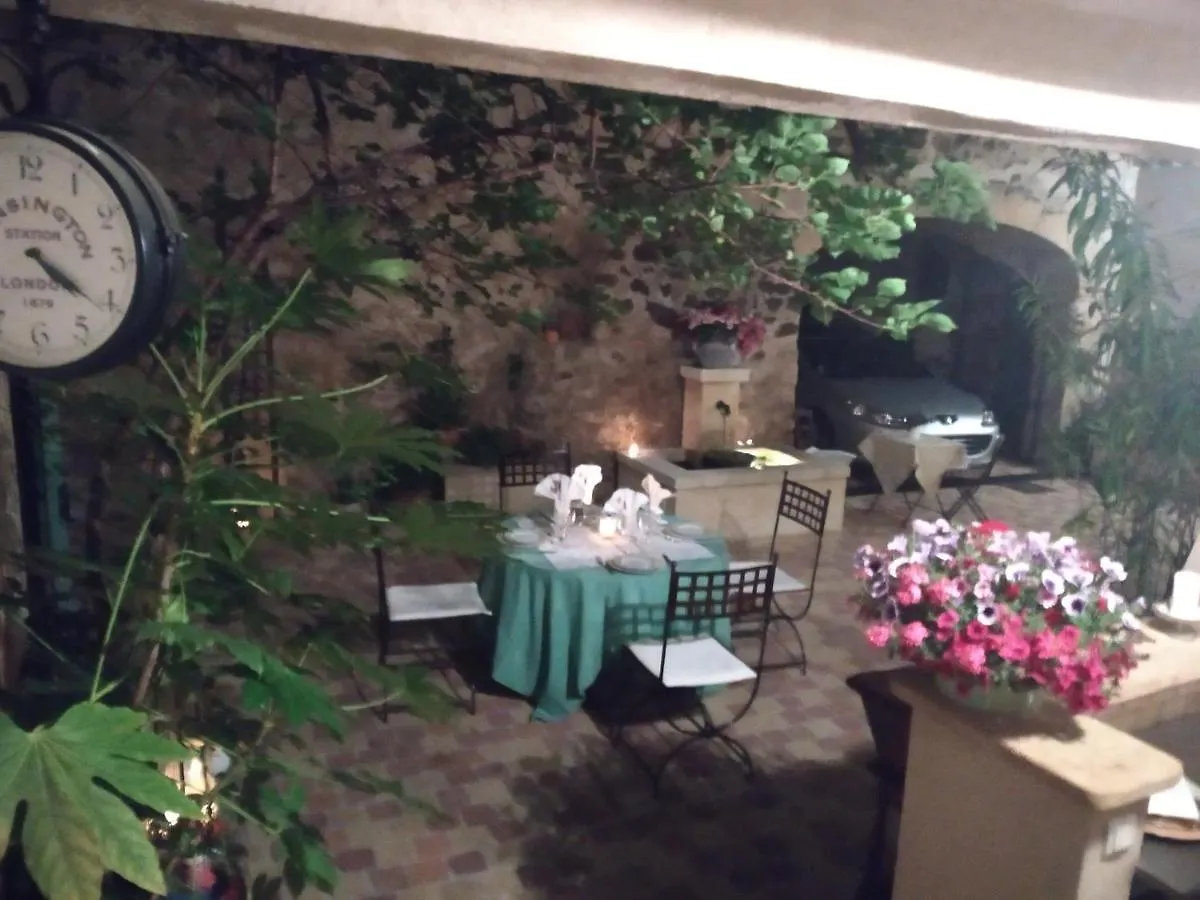 Le Térébinthe B&B Lauris Couette-café